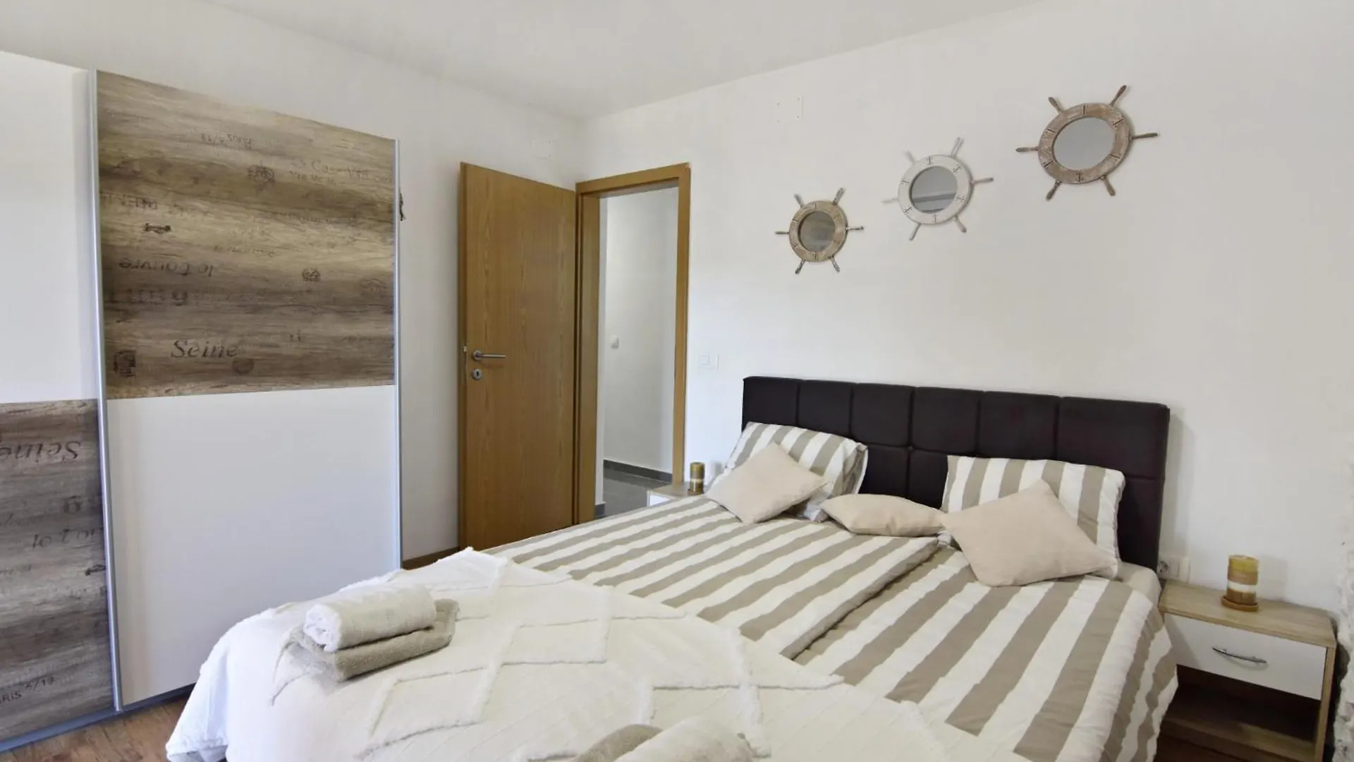 Family Friendly House With A Swimming Pool Savudrija, Umag - 22399 Villa Croatia