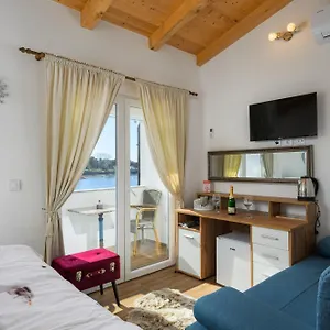 Bonaca Hotel